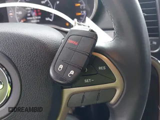 2017 Jeep Grand Cherokee Laredo with VIN 1C4RJFAG9HC714884, listed as a IAAI auction lot 41777396 with 85,440 mi miles. Bid and sale history available at carsss.com. Image 11.