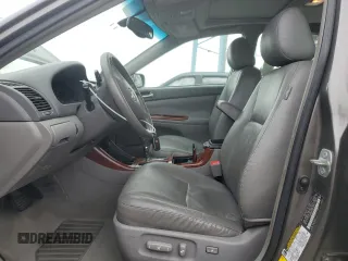 2004 Toyota Camry LE with VIN 4T1BE30K14U918475, listed as a Copart auction lot 47646465 with 258,973 mi miles and Salvage Title. Bid and sale history available at DreamBid. Image 7.