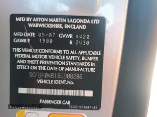 2008 Aston Martin Vantage z VIN SCFBF04B18GD08286, wystawiony jako Copart lot #42556915 z przebiegiem 24 881 mil mil oraz Szkoda całkowita • Salvage title. Historia ofert i sprzedaży dostępna na DreamBid. Obrazek 13.