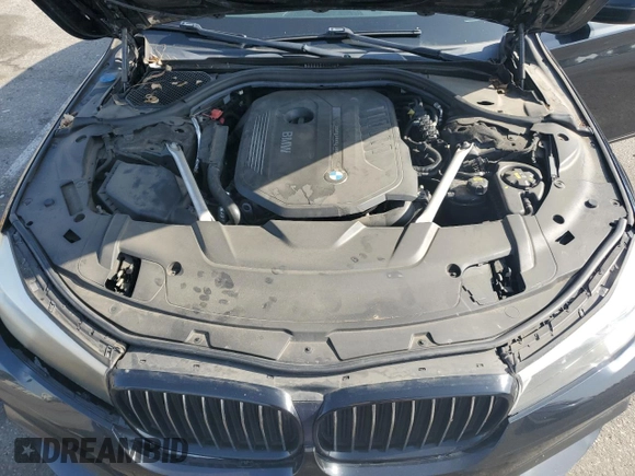 2019 BMW 7 Series 740i z VIN WBA7E2C57KB217388, wystawiony jako Copart lot #61867745 z przebiegiem 109 810 mil mil oraz Szkoda całkowita • Salvage title. Historia ofert i sprzedaży dostępna na DreamBid. Obrazek 11.
