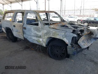 2005 Chevrolet Suburban LT with VIN 3GNEC16Z75G179270, listed as a IAAI auction lot 42433489 with Not provided miles and . Bid and sale history available at DreamBid. Image 1.