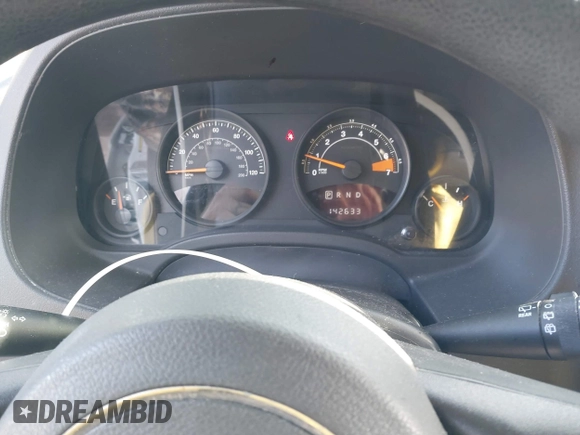 2017 Jeep Patriot Sport with VIN 1C4NJPBB5HD166657, listed as a IAAI auction lot 41301710 with 142,633 mi miles. Bid and sale history available at carsss.com. Image 7.