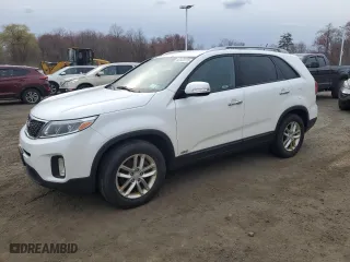 2015 Kia Sorento LX with VIN 5XYKTCA69FG654549, listed as a Copart auction lot 52322315 with 202,842 mi miles and Clean Title. Bid and sale history available at carsss.com. Image 1.