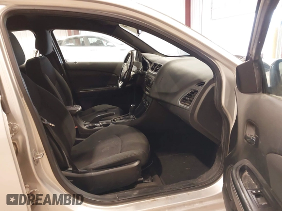 2012 Dodge Avenger SXT with VIN 1C3CDZCB5CN219812, listed as a IAAI auction lot 41928110 with 200,557 mi miles and . Bid and sale history available at carsss.com. Image 5.