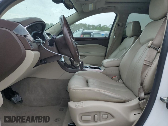 2015 Cadillac SRX Luxury Collection with VIN 3GYFNBE32FS581541, listed as a Copart auction lot 54134415 with 154,372 mi miles and Salvage Title. Bid and sale history available at DreamBid. Image 7.