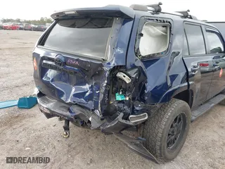 2019 Toyota 4Runner SR5 with VIN JTEZU5JR3K5200409, listed as a IAAI auction lot 41154305 with 64,935 mi miles. Bid and sale history available at carsss.com. Image 6.