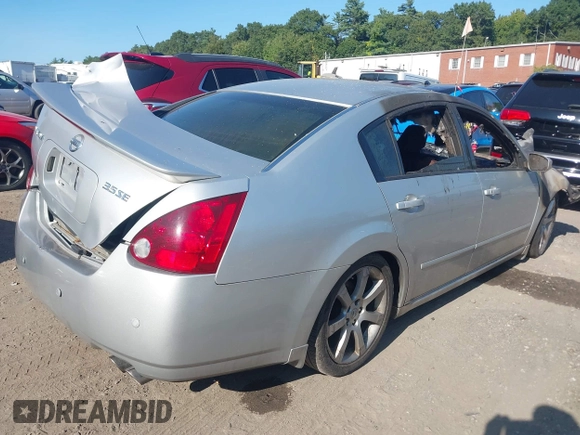 2007 Nissan Maxima 3.5 SE with VIN 1N4BA41E97C822849, listed as a IAAI auction lot 40223945 with 99,999 mi miles. Bid and sale history available at carsss.com. Image 4.