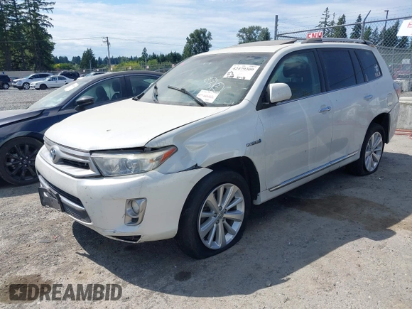 2013 Toyota Highlander Limited z VIN JTEDC3EH5D2013079, wystawiony jako IAAI lot #42479309 z przebiegiem Nie podano mil oraz . Historia ofert i sprzedaży dostępna na DreamBid. Obrazek 2.
