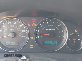 2006 Jeep Commander Limited z VIN 1J8HG58N26C253087, wystawiony jako IAAI lot #42202691 z przebiegiem 109 905 mil mil oraz . Historia ofert i sprzedaży dostępna na DreamBid. Obrazek 7.