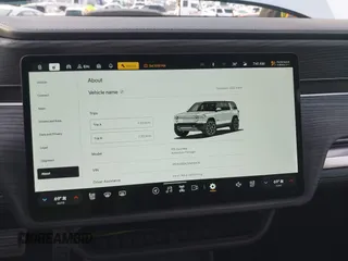 2025 Rivian R1S Adventure z VIN 7PDSGBBA2SN058678, wystawiony jako IAAI lot #41429201 z przebiegiem 2 322 mil mil oraz . Historia ofert i sprzedaży dostępna na DreamBid. Obrazek 19.