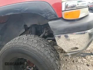 2001 Chevrolet Suburban LS with VIN 3GNEC16T71G246018, listed as a Copart auction lot 69311934 with 357,653 mi miles and Salvage Title. Bid and sale history available at carsss.com. Image 13.