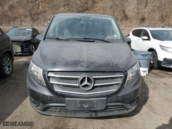 2018 Mercedes-Benz Metris Passenger Van with VIN WD4PG2EE8J3495984, listed as a Copart auction lot 47464785 with NaN miles and Clean Title. Bid and sale history available at carsss.com. Image 5.