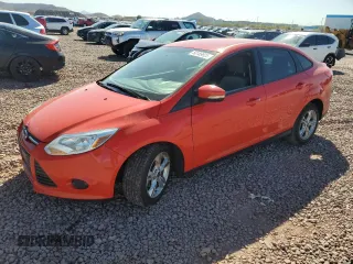 2013 Ford Focus SE with VIN 1FADP3F23DL353138, listed as a Copart auction lot 50189925 with 104,006 mi miles and Salvage Title. Bid and sale history available at carsss.com. Image 1.