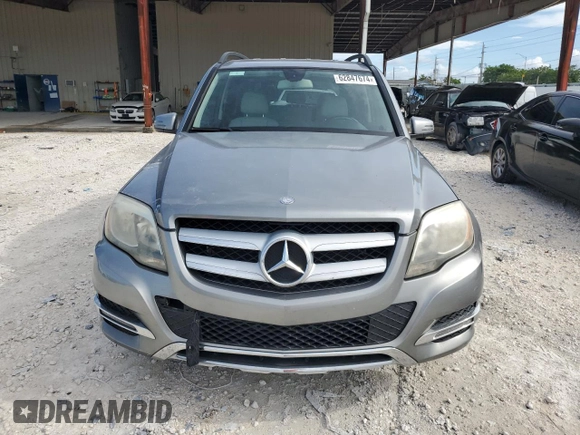 2015 Mercedes-Benz GLK with VIN WDCGG5HB0FG432823, listed as a Copart auction lot 62847674 with 72,939 mi miles and Salvage Title. Bid and sale history available at carsss.com. Image 5.