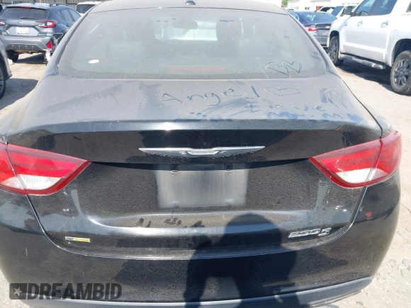 2015 Chrysler 200 S with VIN 1C3CCCBB9FN674748, listed as a IAAI auction lot 42042220 with 162,187 mi miles. Bid and sale history available at carsss.com. Image 16.