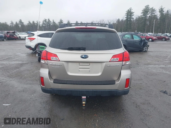 2014 Subaru Outback 2.5i Premium with VIN 4S4BRCCC5E3253063, listed as a IAAI auction lot 41966412 with 133,526 mi miles. Bid and sale history available at carsss.com. Image 16.