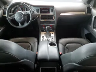 2012 Audi Q7 S line z VIN WA1DGAFE2CD008825, wystawiony jako Copart lot #58565735 z przebiegiem 127 497 mil mil oraz Czysty tytuł • Clean title. Historia ofert i sprzedaży dostępna na DreamBid. Obrazek 8.