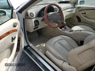 2007 Mercedes-Benz CLK 350 with VIN WDBTK56F27T081171, listed as a Copart auction lot 67127064 with 122,972 mi miles and Salvage Title. Bid and sale history available at DreamBid. Image 8.