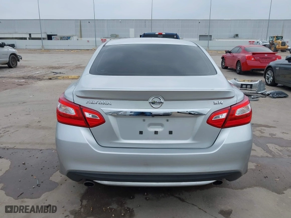 2016 Nissan Altima 2.5 SL with VIN 1N4AL3APXGC176545, listed as a IAAI auction lot 41780585 with 119,805 mi miles. Bid and sale history available at carsss.com. Image 17.
