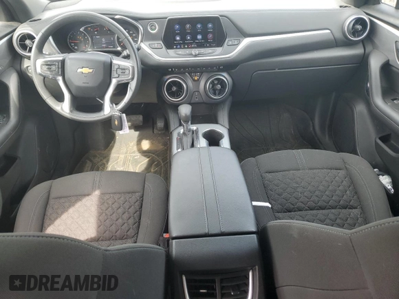 2021 Chevrolet Blazer LT z VIN 3GNKBCR43MS584622, wystawiony jako Copart lot #69432544 z przebiegiem 31 503 mil mil oraz Nie do naprawy • Non repairable. Historia ofert i sprzedaży dostępna na DreamBid. Obrazek 8.