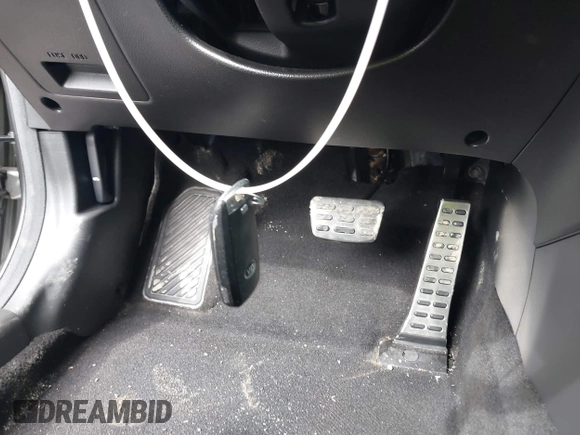2014 Kia Optima SXL Turbo with VIN 5XXGR4A68EG272347, listed as a IAAI auction lot 41847119 with 131,197 mi miles and . Bid and sale history available at DreamBid. Image 11.