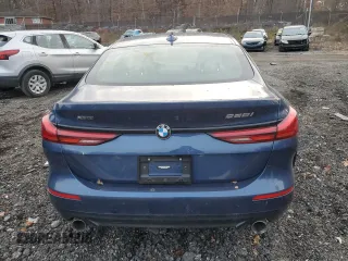 2023 BMW 2 Series 228i xDrive with VIN WBA73AK00P7M34880, listed as a Copart auction lot 77828404 with 8,726 mi miles and Salvage Title. Bid and sale history available at carsss.com. Image 6.