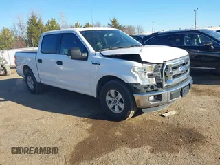 2015 Ford F-150 XL with VIN 1FTEW1CG4FKF15423, listed as a IAAI auction lot 41328932 with 209,362 mi miles. Bid and sale history available at carsss.com. Image 1.