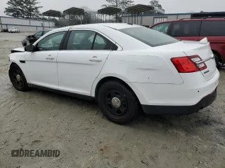 2019 Ford Police Interceptor with VIN 1FAHP2MK0KG113534, listed as a Copart auction lot 42623495 with 107,464 mi miles and Clean title. Bid and sale history available at DreamBid. Image 2.