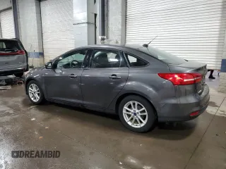 2015 Ford Focus SE with VIN 1FADP3F23FL300782, listed as a Copart auction lot 50462775 with 92,504 mi miles and Salvage Title. Bid and sale history available at carsss.com. Image 2.