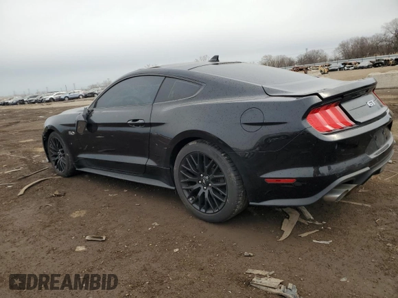 2021 Ford Mustang GT z VIN 1FA6P8CF8M5150487, wystawiony jako Copart lot #49863875 z przebiegiem 24 943 mil mil oraz Szkody całkowita. Historia ofert i sprzedaży dostępna na DreamBid. Obrazek 2.