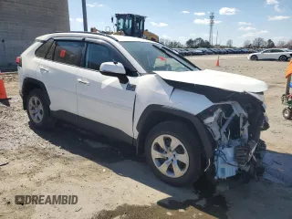 2021 Toyota RAV4 LE with VIN 2T3K1RFV2MC162390, listed as a Copart auction lot 50211795 with 35,180 mi miles and Salvage Title. Bid and sale history available at carsss.com. Image 4.