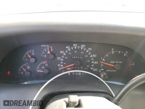 2000 Ford F-350 XL with VIN 1FTSW31F5YEA50810, listed as a Copart auction lot 83274144 with 147,370 mi miles and Salvage Title. Bid and sale history available at DreamBid. Image 9.