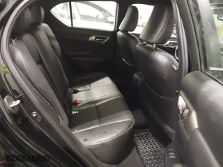 2015 Lexus CT 200h Hybrid with VIN JTHKD5BH3F2226672, listed as a IAAI auction lot 41615836 with 85,232 mi miles. Bid and sale history available at carsss.com. Image 8.