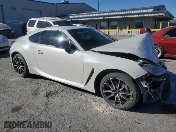 2024 Toyota 86 with VIN JF1ZNBB19R8753377, listed as a Copart auction lot 44707145 with 6,039 mi miles and Salvage Title. Bid and sale history available at DreamBid. Image 4.