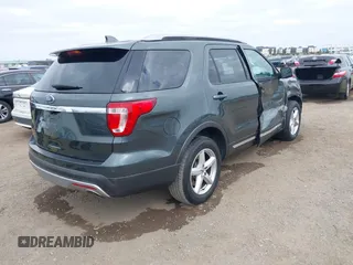 2016 Ford Explorer XLT with VIN 1FM5K7D86GGA07654, listed as a IAAI auction lot 42093797 with 138,097 mi miles. Bid and sale history available at carsss.com. Image 4.