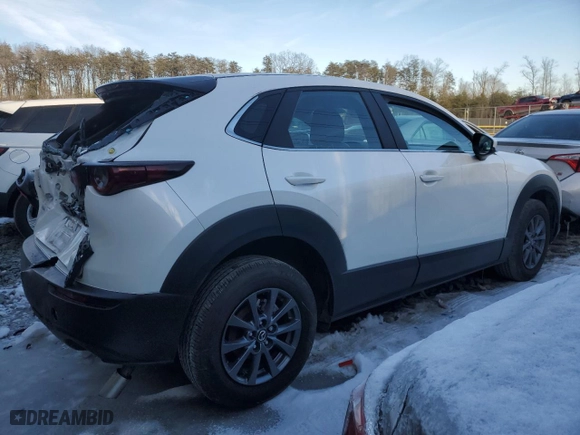 2024 Mazda CX-30 2.5 S with VIN 3MVDMBAM5RM627952, listed as a Copart auction lot 88637285 with 32,464 mi miles and Salvage Title. Bid and sale history available at carsss.com. Image 3.