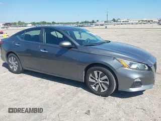 2020 Nissan Altima 2.5 S with VIN 1N4BL4BV3LC149088, listed as a IAAI auction lot 42023226 with 109,180 mi miles. Bid and sale history available at carsss.com. Image 1.
