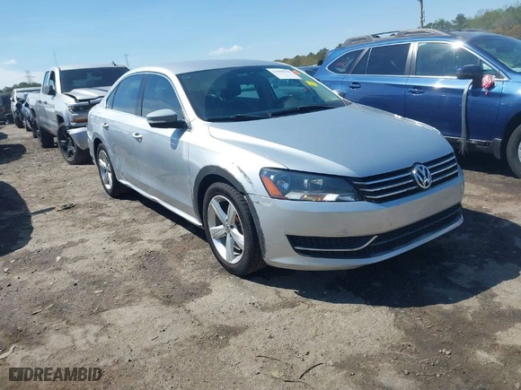 2014 Volkswagen Passat Wolfsburg Ed with VIN 1VWAS7A32EC048814, listed as a IAAI auction lot 41858198 with 112,436 mi miles. Bid and sale history available at carsss.com. Image 1.