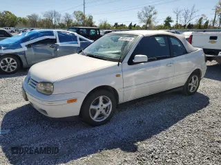 2000 Volkswagen Cabrio GLS with VIN 3VWCC21V1YM800144, listed as a Copart auction lot 48018775 with 74,926 mi miles and Clean Title. Bid and sale history available at DreamBid. Image 1.