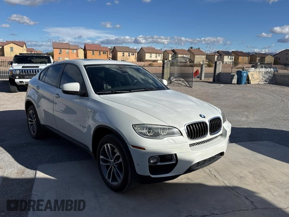 2014 BMW X6 xDrive35i with VIN 5UXFG2C58E0H09681, listed as a Copart auction lot 45767125 with 120,171 mi miles and Salvage Title. Bid and sale history available at carsss.com. Image 1.
