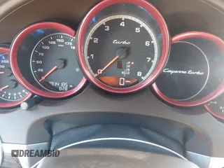2015 Porsche Cayenne Turbo с VIN WP1AC2A27FLA82984, выставлен на аукционе IAAI как лот 42290464 с пробегом 114 185 миль миль и . История ставок и продаж доступна на DreamBid. Изображение 7.