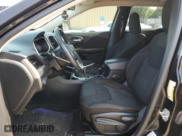 2016 Jeep Cherokee 75th Anniversary with VIN 1C4PJLCBXGW185675, listed as a Copart auction lot 60681185 with 174,818 mi miles and Clean title. Bid and sale history available at DreamBid. Image 7.