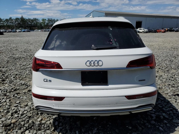 2024 Audi Q5 Premium with VIN WA1ABAFY2R2150639, listed as a Copart auction lot 57469535 with 6,557 mi miles and Salvage title. Bid and sale history available at DreamBid. Image 6.