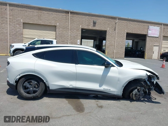 2023 Ford Mustang Mach-E Select с VIN 3FMTK1SS5PMA01675, выставлен на аукционе IAAI как лот 42417847 с пробегом 25 722 миль миль и . История ставок и продаж доступна на DreamBid. Изображение 14.