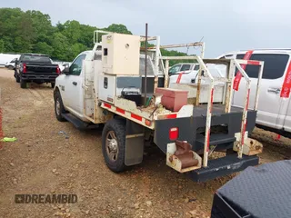 2015 Ram 2500 Tradesman z VIN 3C7WR4AJ8FG593032, wystawiony jako IAAI lot #42110504 z przebiegiem 290 428 mil mil oraz . Historia ofert i sprzedaży dostępna na DreamBid. Obrazek 3.