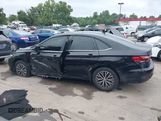 2020 Volkswagen Jetta S с VIN 3VWC57BU1LM096193, выставлен на аукционе IAAI как лот 40239233 с пробегом 35 564 миль миль и . История ставок и продаж доступна на DreamBid. Изображение 14.