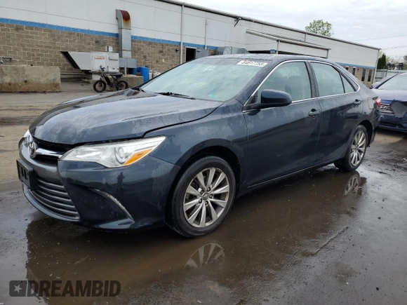 2017 Toyota Camry XLE with VIN 4T1BF1FK5HU678538, listed as a Copart auction lot 54817755 with 72,718 mi miles and Salvage Title. Bid and sale history available at DreamBid. Image 1.