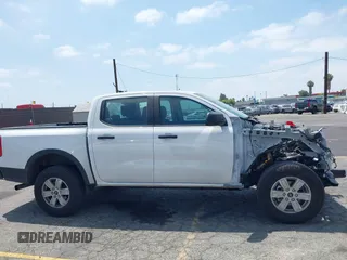 2024 Ford Ranger XL z VIN 1FTER4BH5RLE31600, wystawiony jako IAAI lot #42558737 z przebiegiem 11 117 mil mil oraz . Historia ofert i sprzedaży dostępna na DreamBid. Obrazek 13.