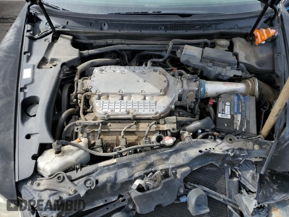 2008 Acura RL with VIN JH4KB16568C004350, listed as a Copart auction lot 46623315 with 178,744 mi miles and Salvage Title. Bid and sale history available at DreamBid. Image 11.