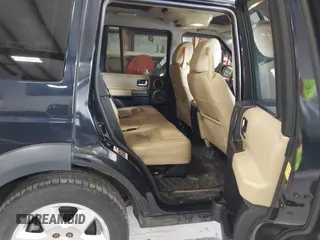 2006 Land Rover LR3 HSE with VIN SALAG25436A373228, listed as a IAAI auction lot 42073611 with 206,721 mi miles. Bid and sale history available at carsss.com. Image 8.